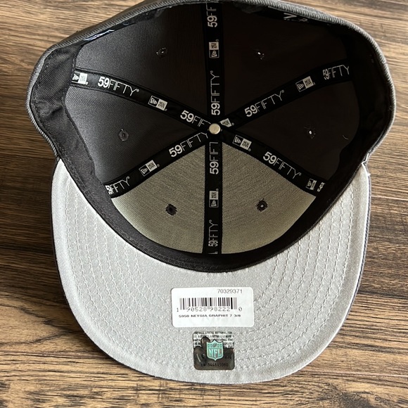 New Era Graphite New York Giants Fitted Hat NFL - Picture 9 of 11